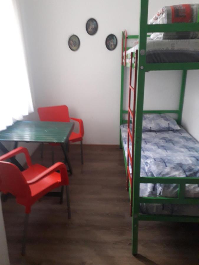 Cosmo Hostel Belgrad Exterior foto