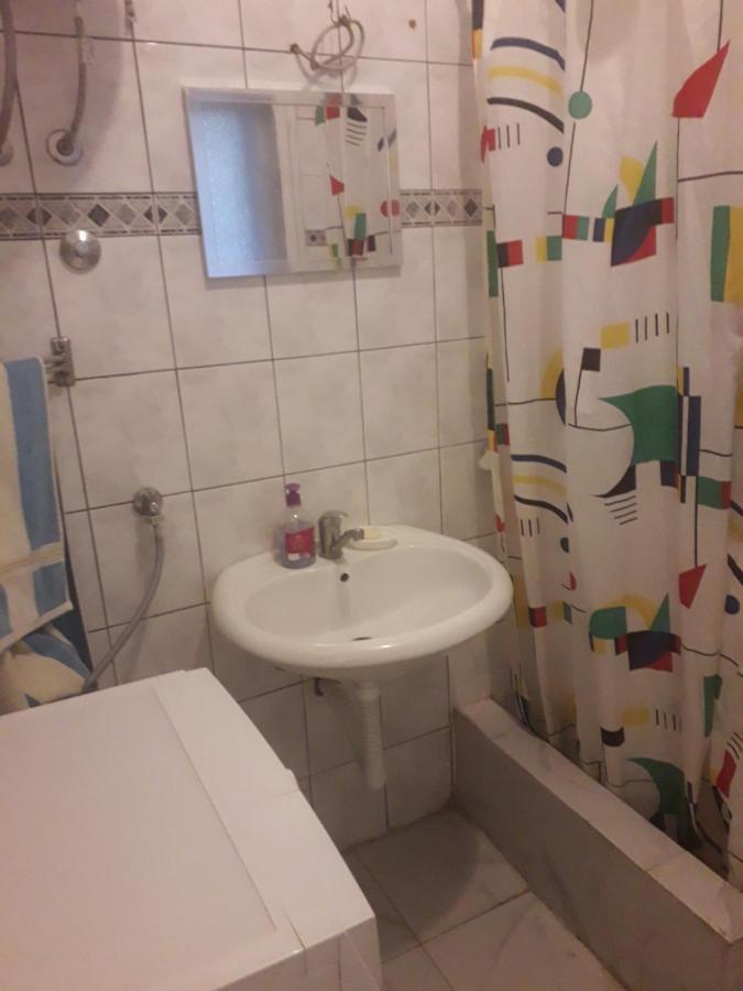 Cosmo Hostel Belgrad Exterior foto
